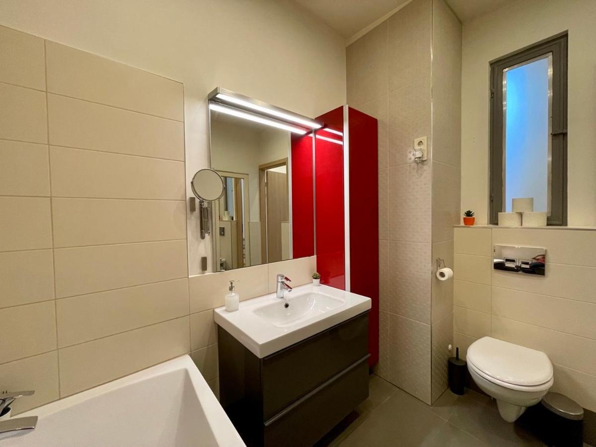 Penthouse W Private Rooftop And Free Parking ブダペスト エクステリア 写真