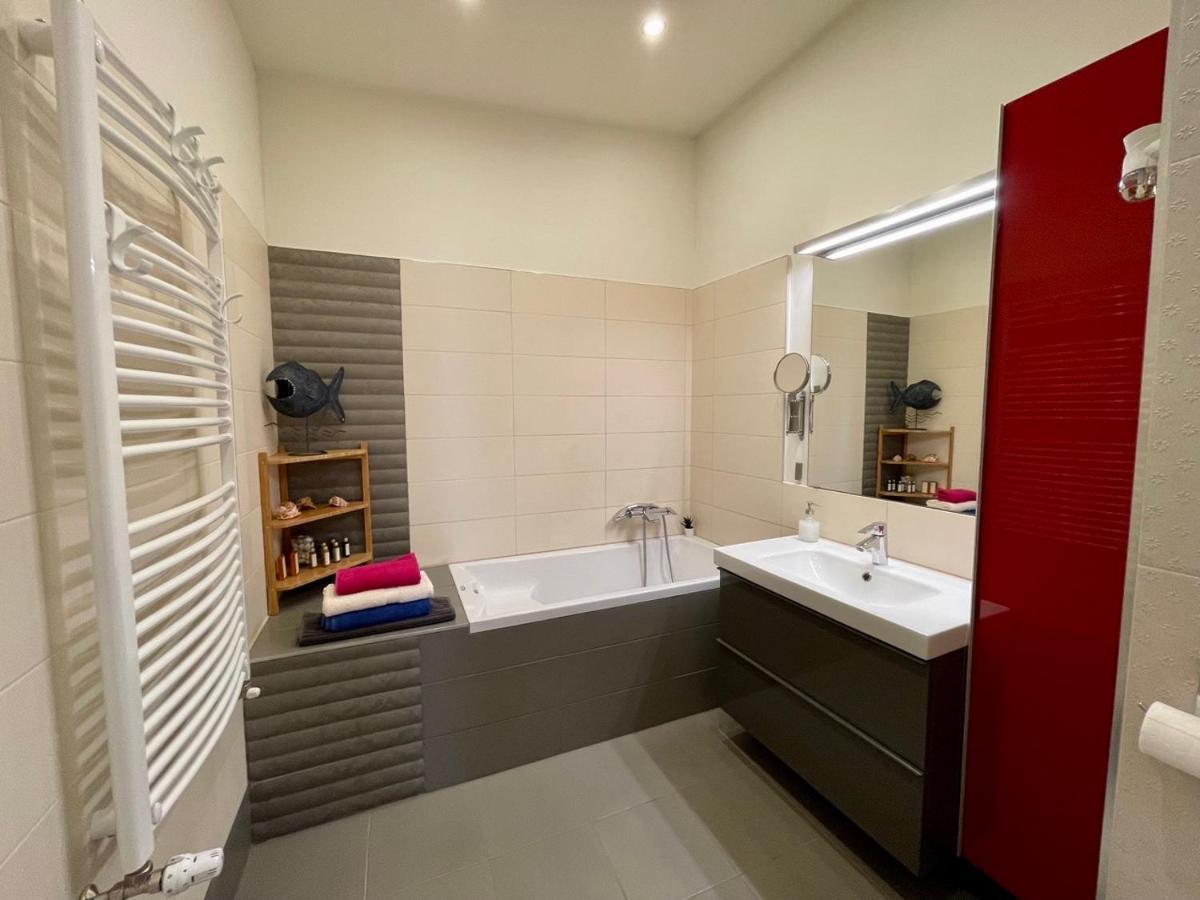 Penthouse W Private Rooftop And Free Parking ブダペスト エクステリア 写真